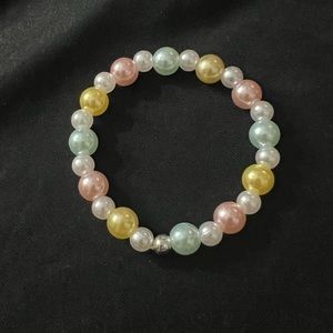 Little girls stretchy bracelets.
